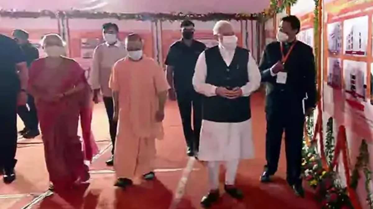 Modi inaugurated nine medical colleges in Siddharthnagar