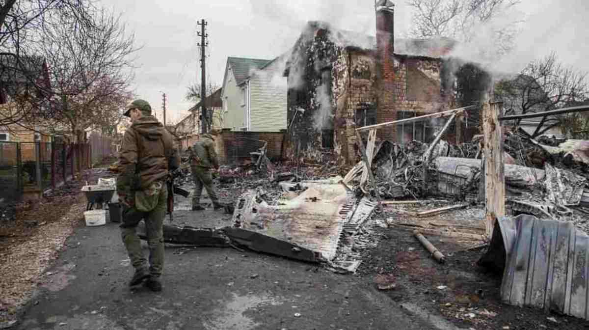 Ukraine-Russia War: रूस हमले का चौथा दिन, जो बाइडन बोले- अब तीसरा विश्व युद्ध ही बचा विकल्प