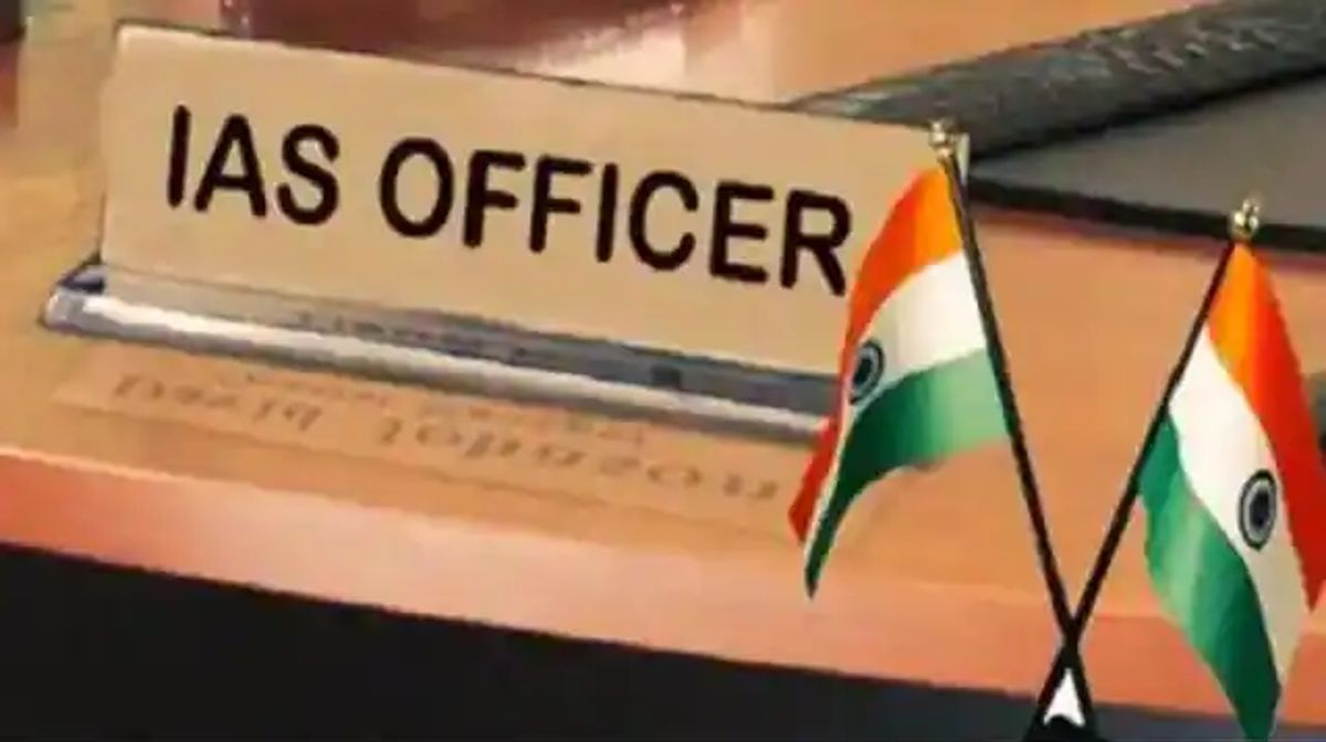 IAS Transfers: यूपी में कई आईएएस अधिकारियों के तबादले, दिव्या मित्तल बस्ती की नई डीएम