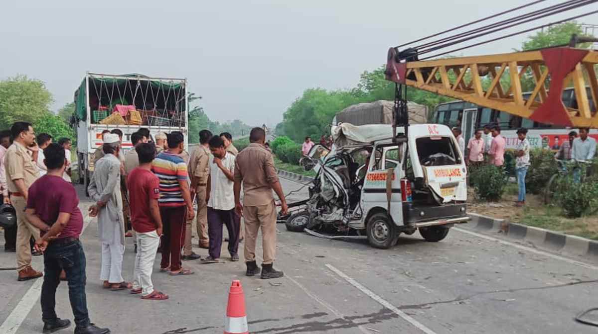 Bareilly Road Accident