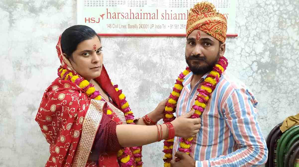 Change of religion: रुबीना से बनी पुष्पा, हिंदू रीति रिवाज से रचाई शादी