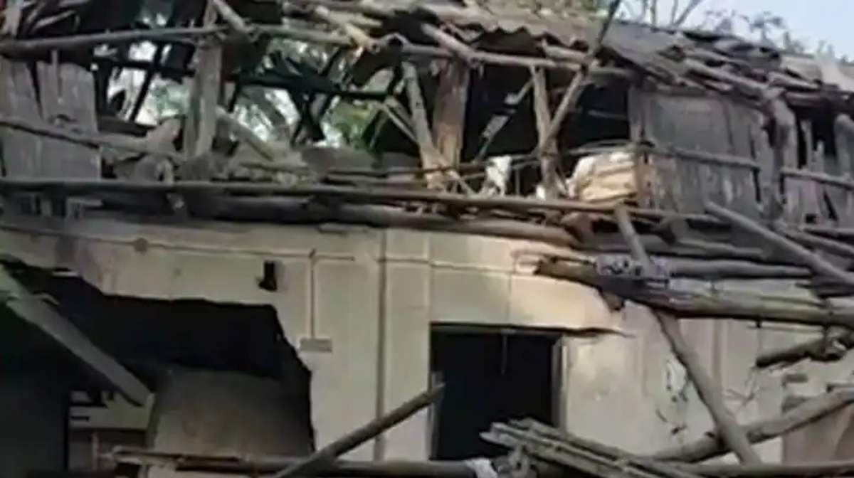 West Bengal Blast: TMC नेता के घर में बम धमाका, दो कार्यकर्ताओं की मौत
