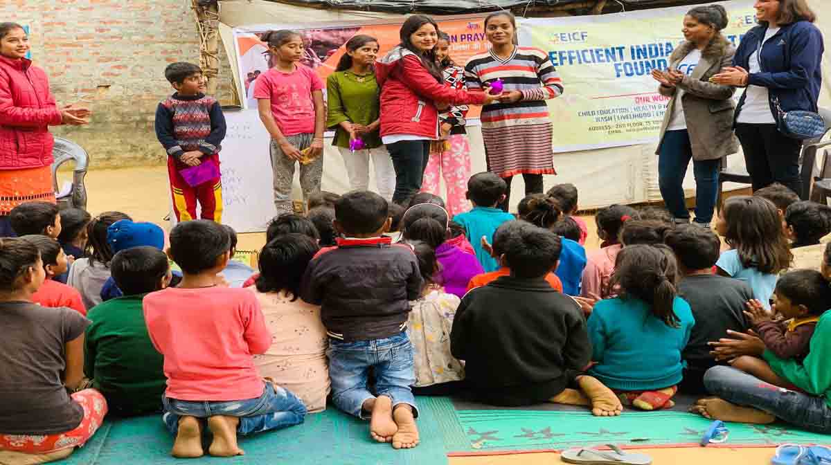 Lucknow News: बच्चों का भविष्य गढ़ रही ईआईसीएफ की टीम
