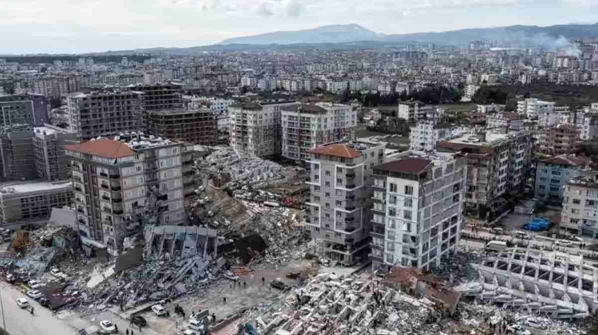 Turkiye Earthquake: तुर्किए में फिर आया भूकंप, कई इमारतें गिरीं