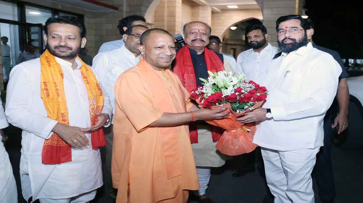 Eknath Shinde met CM Yogi