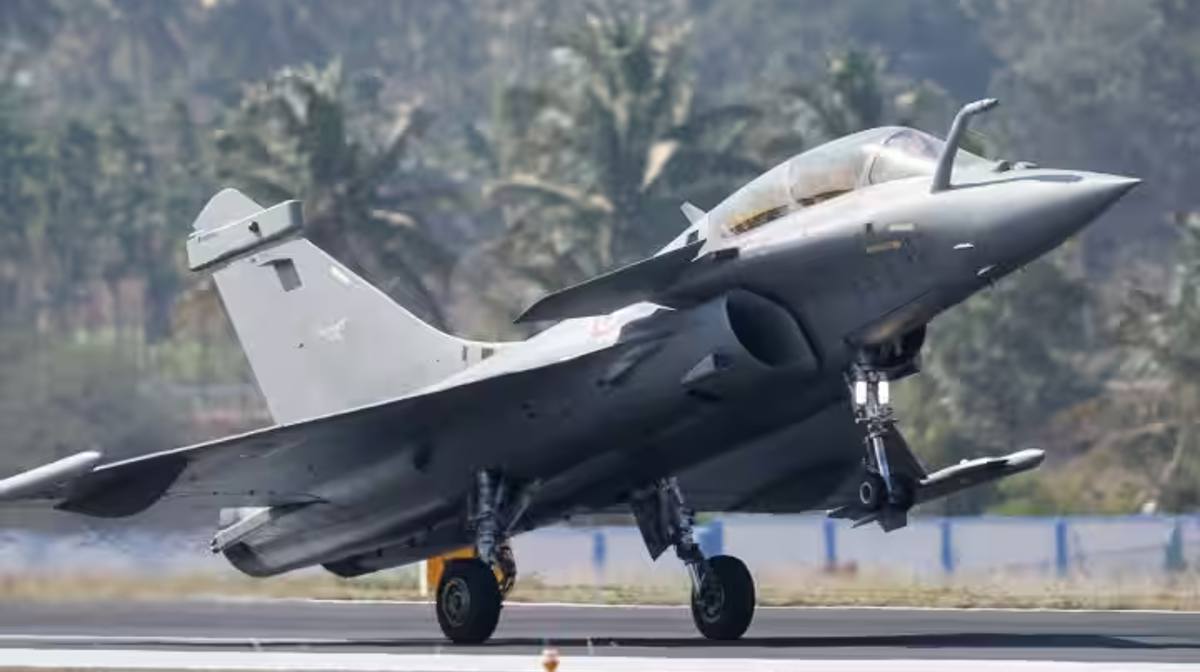 Rafale Jet: समंदर में बढ़ेगी भारत की ताकत, 26 राफेल जेट की खरीद पर लगी मुहर
