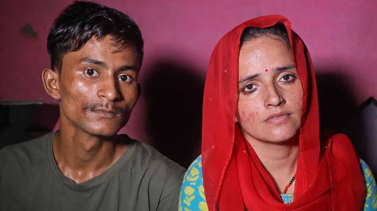 Seema Sachin Love Story: सीमा को भारत में मिले प्यार से बौखालाएं पाकिस्तानी डाकू, मंदिर पर रॉकेट लॉन्चर से किया हमला