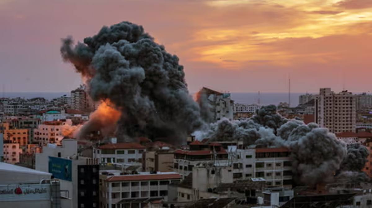 Israel Hamas war: इजरायल-हमास जंग के बीच तीसरे विश्व युद्ध की सुगबुगाहट हुई तेज