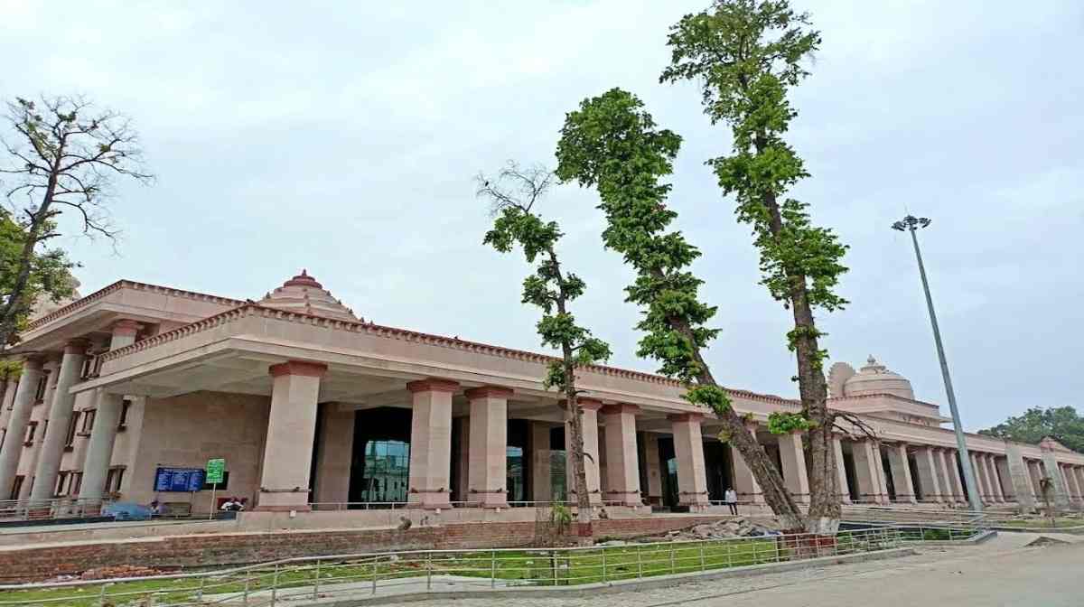 Ayodhya Railway Station: 31 दिसंबर तक तैयार हो जाएगा अयोध्या का भव्य रेलवे स्टेशन