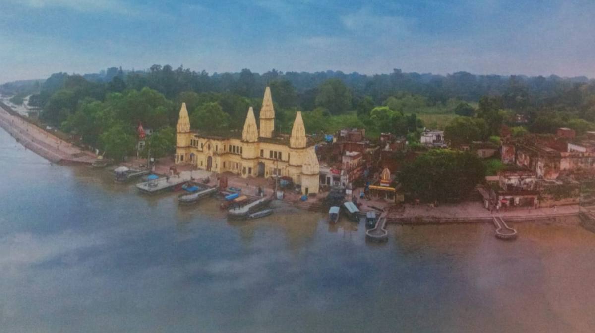 Ayodhya: रामोत्सव का उमंग आंचल में समेटने को आतुर सरयू