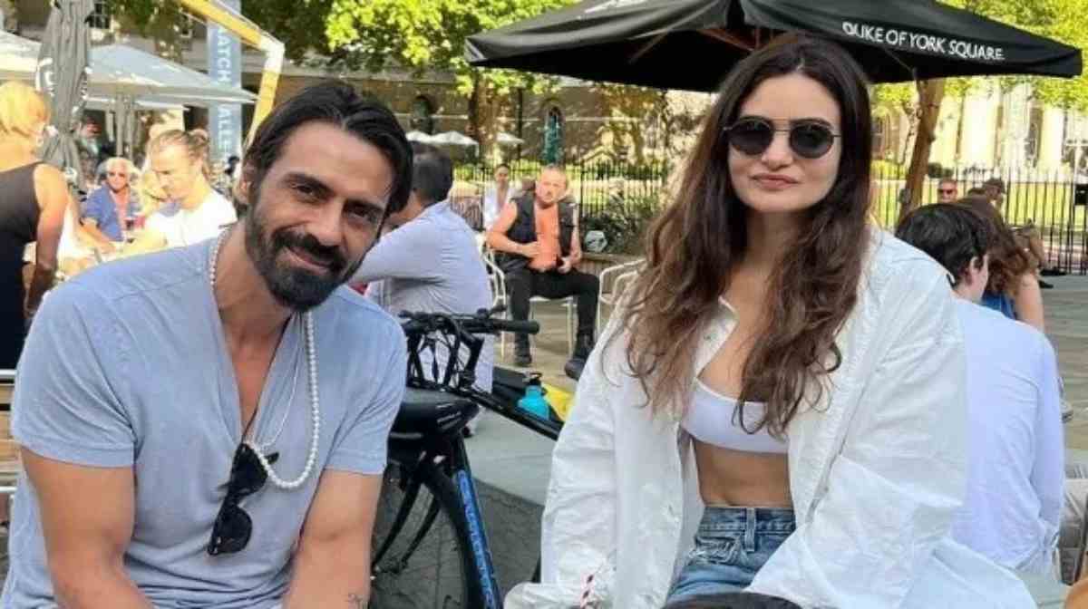 Arjun Rampal Engaged: अभिनेता अर्जुन रामपाल ने गैब्रिएला डेमेट्रियड्स से सगाई का किया खुलासा