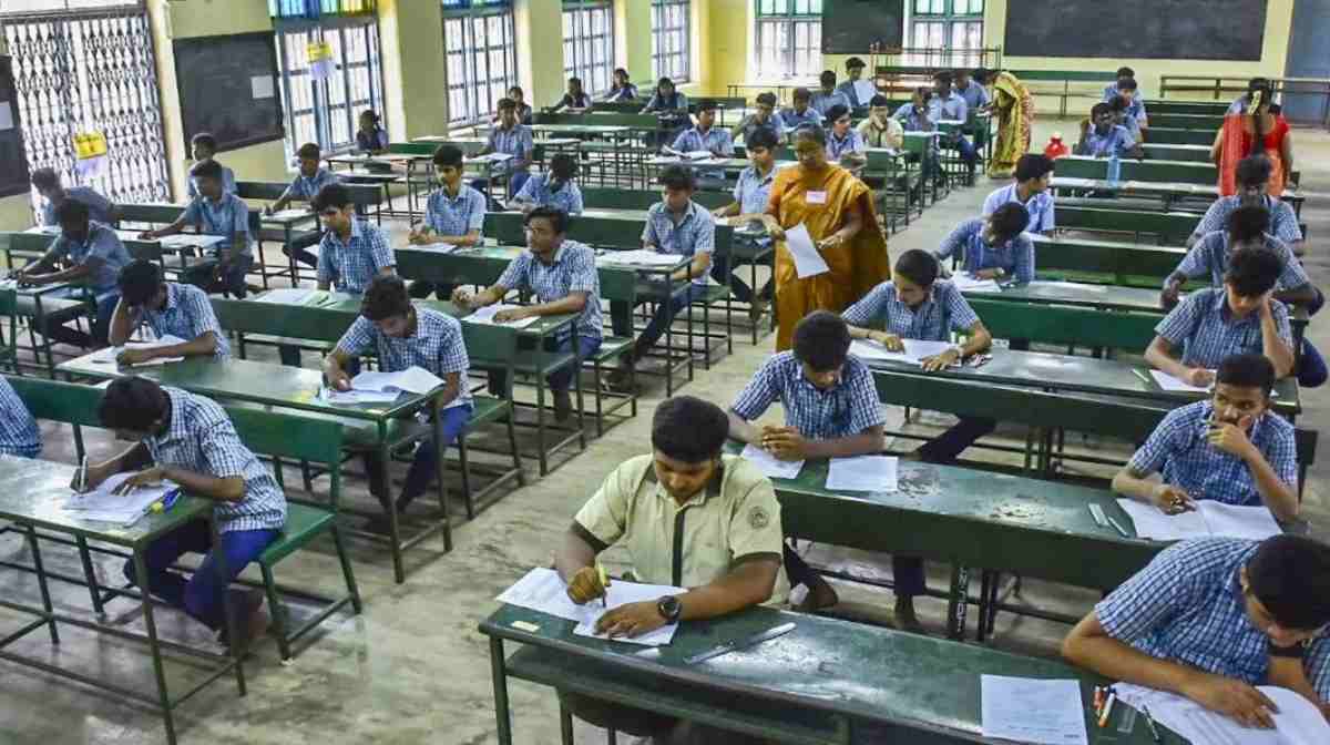 UP Board 12th Practical Exam Date 2026: यूपी बोर्ड इंटर प्रैक्टिकल का शेड्यूल जारी, यहाँ देखें जिलेवार तारीखें