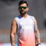 virat kohli regains top spot