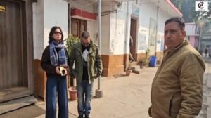 neha singh rathore appears hazratganj police