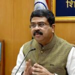 धर्मेन्द्र प्रधान पर गिर सकती है गाज