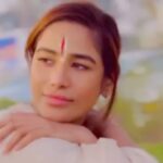 भक्ति की राह पर पूनम पांडे, प्रेमानंद महाराज के सामने फूट-फूटकर रोईं एक्ट्रेस