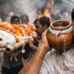 अंतिम संस्कार से पहले क्यों बांधे जाते हैं शव के हाथ-पैर, जानिए गरुड़ पुराण के ये बेहद जरूरी नियम